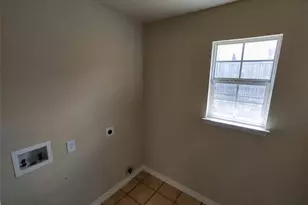 5213 Mirror Lake Dr, Haltom City, TX 76117 - Photo 11