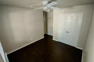 5213 Mirror Lake Dr, Haltom City, TX 76117 - Photo 9