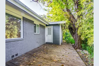 3908 Micki Lynn Avenue, Fort Worth, TX 76107 - Photo 37