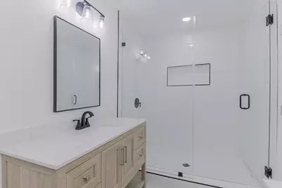 13050 Glenside Drive, Farmers Branch, TX 75234 - Photo 31