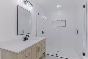 13050 Glenside Dr, Farmers Branch, TX 75234 - Photo 31