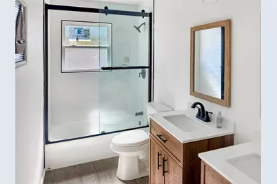 13050 Glenside Drive, Farmers Branch, TX 75234 - Photo 5