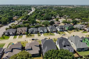 2081 Holt Way, Grapevine, TX 76051 - Photo 3