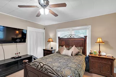 110 W Lampasas Street, Ennis, TX 75119 - Photo 15