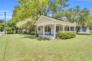 110 W Lampasas St, Ennis, TX 75119 - Photo 5