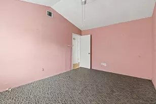 516 Esterine Rd, Dallas, TX 75217 - Photo 5