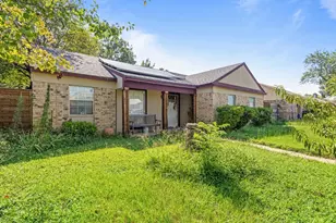 516 Esterine Rd, Dallas, TX 75217 - Photo 1