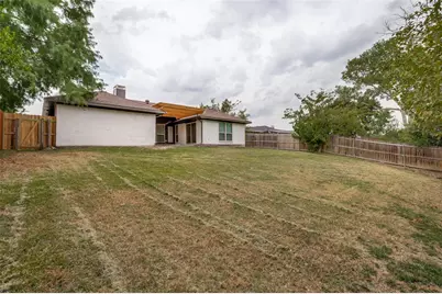 2525 Rosebud Court, Carrollton, TX 75006 - Photo 39