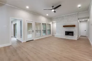 2525 Rosebud Ct, Carrollton, TX 75006 - Photo 7