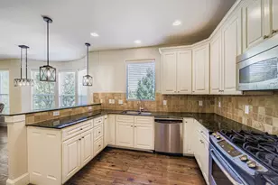 2600 Piazza Ct, Grand Prairie, TX 75054 - Photo 11