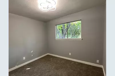 1513 Oakbrook Court, Lancaster, TX 75134 - Photo 9