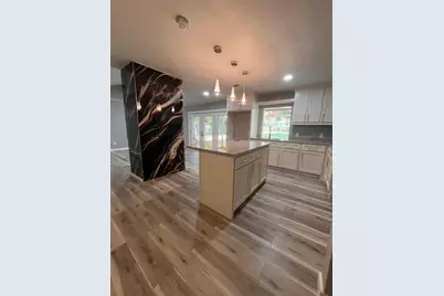 1513 Oakbrook Court, Lancaster, TX 75134 - Photo 5