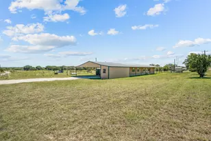 6931 Tin Top Hwy, Weatherford, TX 76087 - Photo 35