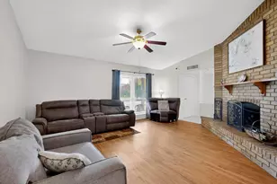 4324 Mesa View Dr, Mesquite, TX 75150 - Photo 3