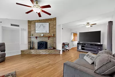 4324 Mesa View Drive, Mesquite, TX 75150 - Photo 5