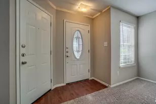 2032 Peregrine Ct, Lewisville, TX 75077 - Photo 5