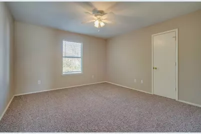 2032 Peregrine Court, Lewisville, TX 75077 - Photo 27