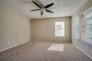 2032 Peregrine Ct, Lewisville, TX 75077 - Photo 21