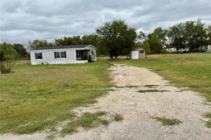 9123 Rodeo Dr, Terrell, TX 75160 - Photo 17