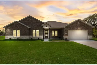 3334 Knight Street, Corsicana, TX 75110 - Photo 1