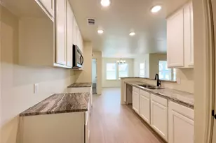 4036 Tarpon Springs Dr, Fort Worth, TX 76123 - Photo 5