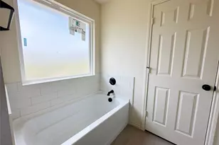 4036 Tarpon Springs Dr, Fort Worth, TX 76123 - Photo 15