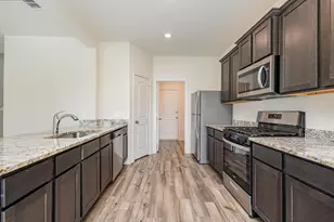 518 Bennie Leonard St, Venus, TX 76084 - Photo 3