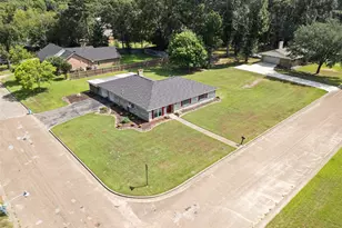 1016 Camillia St, Gilmer, TX 75644 - Photo 37