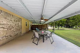 1016 Camillia St, Gilmer, TX 75644 - Photo 33