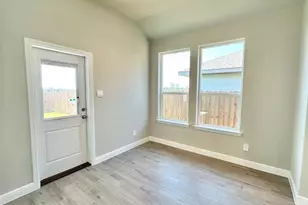 10620 Zircon Ln, Fort Worth, TX 76036 - Photo 3