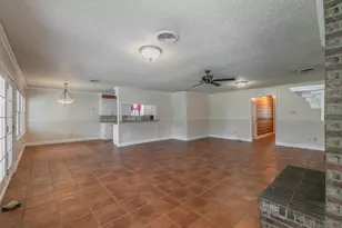 5828 Westcrest Dr W, Edgecliff Village, TX 76134 - Photo 7