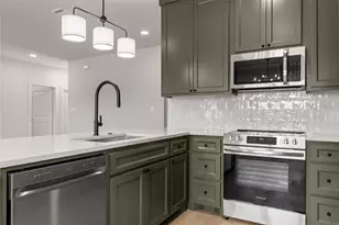 100 Arthur Ave, McGregor, TX 76657 - Photo 7