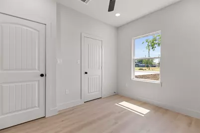 100 Arthur Avenue, McGregor, TX 76657 - Photo 11