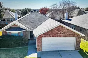 1324 Sierra Blanca Dr, Fort Worth, TX 76028 - Photo 3