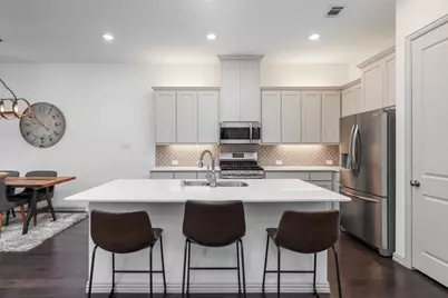 1305 Birds Fort Trail, Arlington, TX 76005 - Photo 13