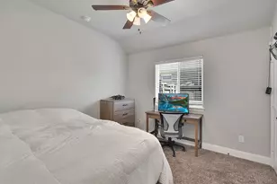 4017 Kensington Dr, Sanger, TX 76266 - Photo 17