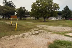 311 N 3rd St, Grandview, TX 76050 - Photo 1