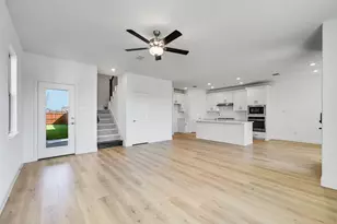 105 N Sky Dr, Celina, TX 75009 - Photo 9