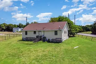 1117 Co Rd 1077, Farmersville, TX 75442 - Photo 9