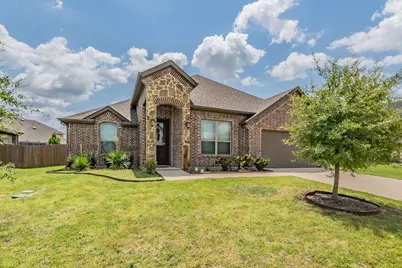 452 Wintergreen Drive, Waxahachie, TX 75165 - Photo 1