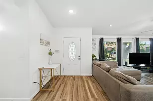 9853 Sophora Cir, Dallas, TX 75249 - Photo 5