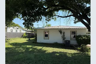 607 N Kirk Street, Hico, TX 76457 - Photo 3