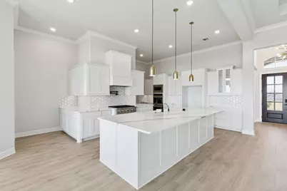 121 Swan Lake Drive, Waxahachie, TX 75165 - Photo 9