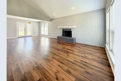 405 Peninsula Drive, Lakewood Village, TX 75068 - Photo 5