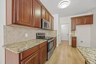 2901 Muirfield Dr, Lewisville, TX 75067 - Photo 5