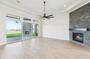 120 S Swan Lake Dr, Waxahachie, TX 75165 - Photo 9