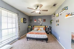 1104 Bowie St, Sulphur Springs, TX 75482 - Photo 19