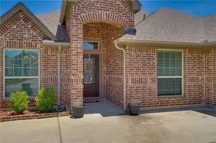 4910 Crawfish Ln, Garland, TX 75043 - Photo 7