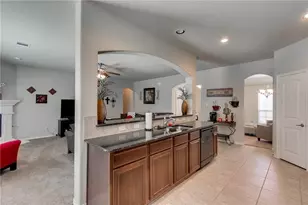 4910 Crawfish Ln, Garland, TX 75043 - Photo 9