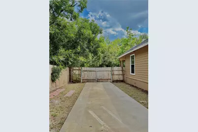 605 E Hickory Street, Kaufman, TX 75142 - Photo 21